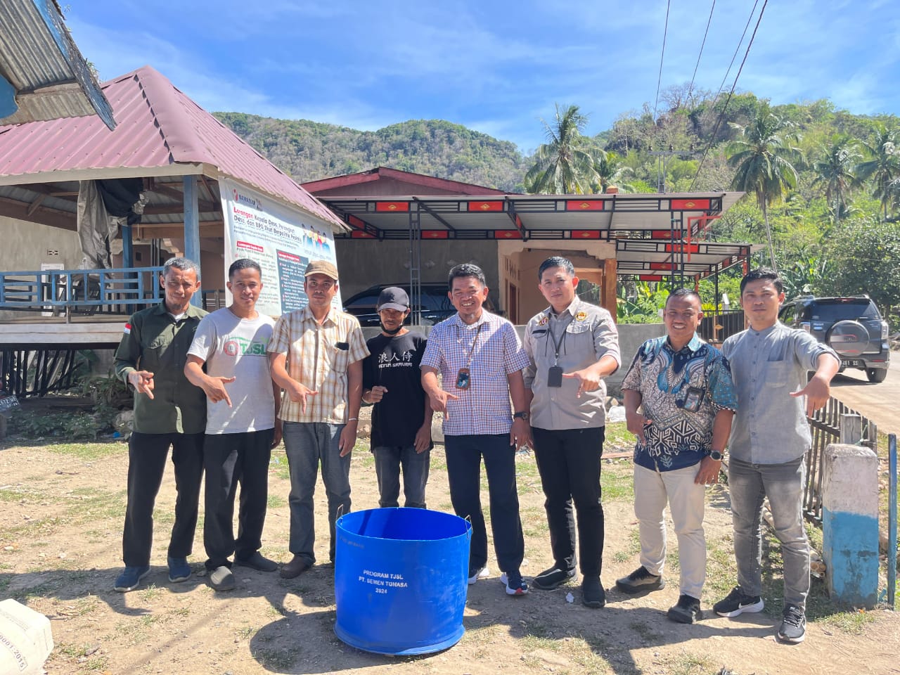 PT Semen Tonasa Programkan Pengelolaan Pekarangan dan Sampah Rumah Tangga di Bulu Tellue