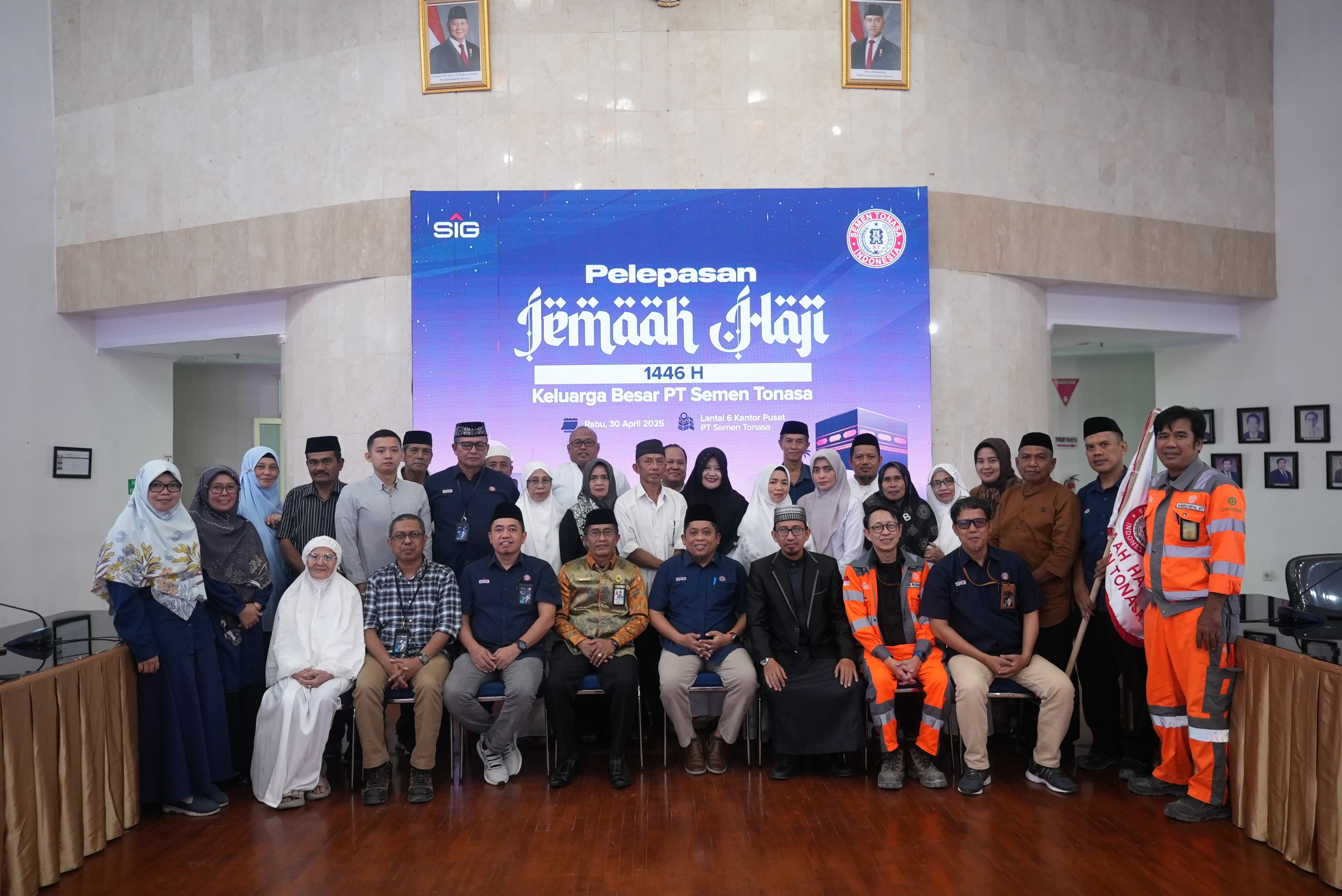 Jelang Keberangkatan ke Tanah Suci, 31 Calon Haji Keluarga Besar Tonasa Dilepas Secara Resmi