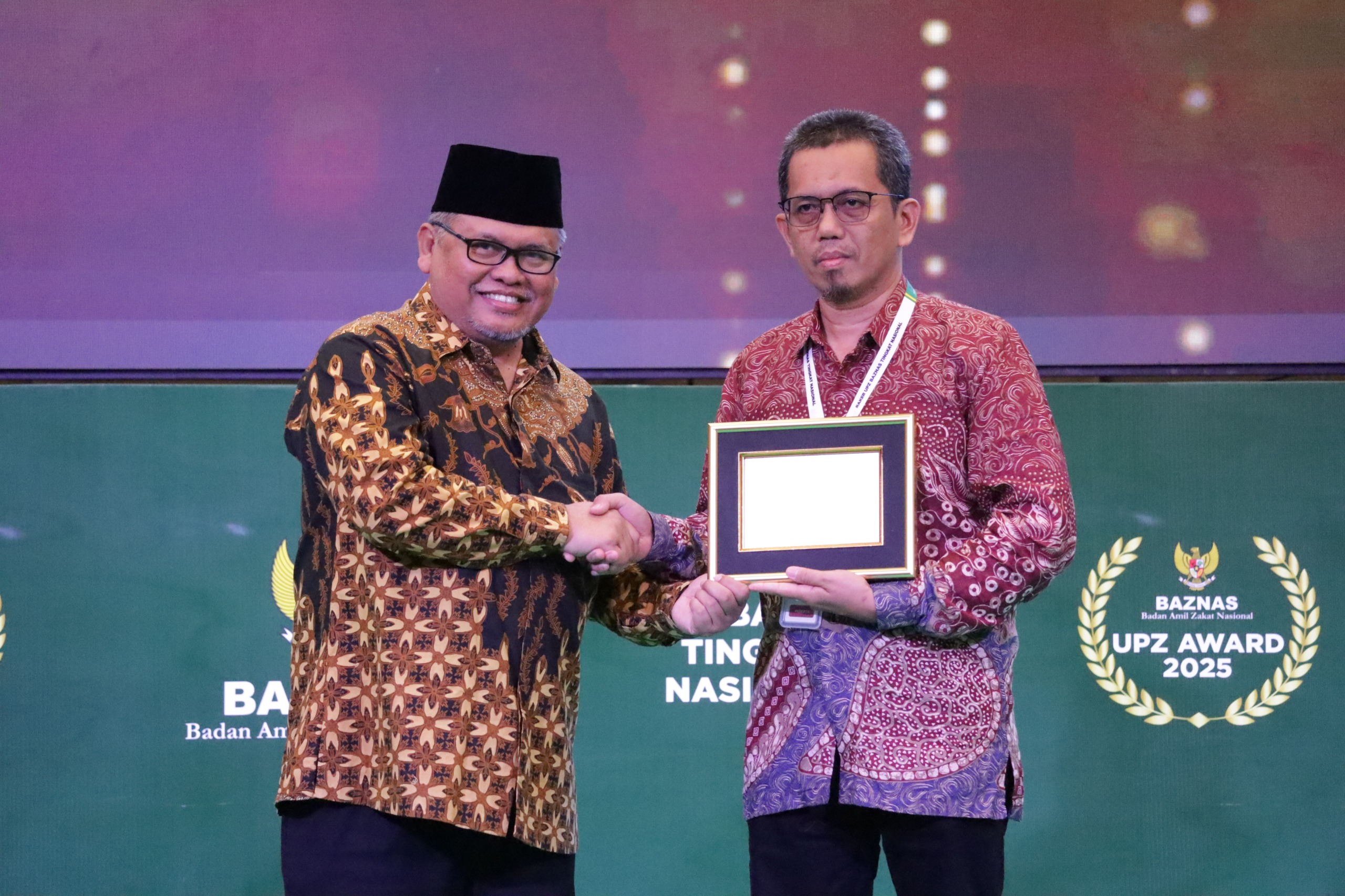 UPZ Semen Tonasa Raih Penghargaan di Ajang UPZ Award 2025