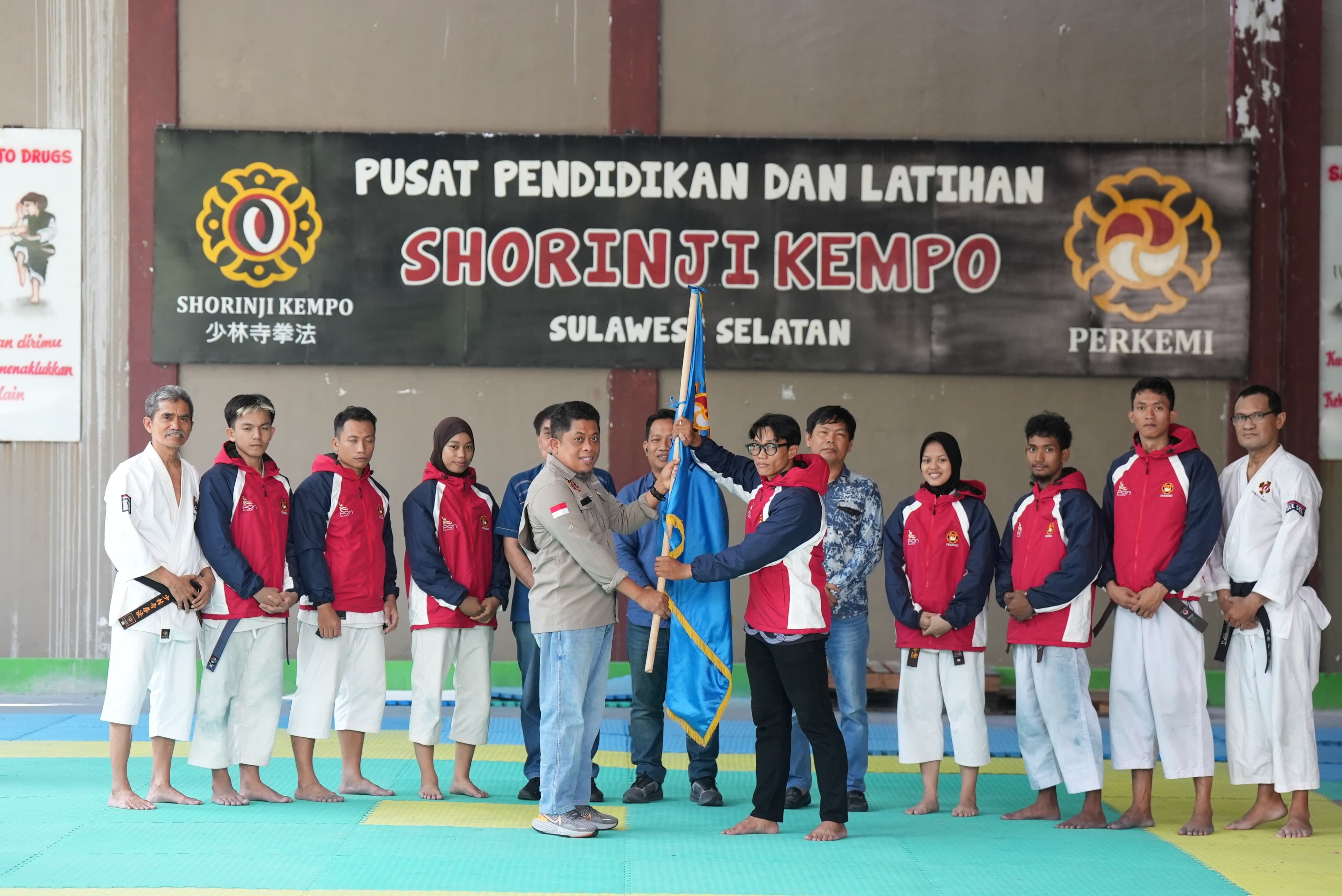 Dirut PT Semen Tonasa Lepas Kontingen Kempo Sulsel ke PON Beladiri di Kudus