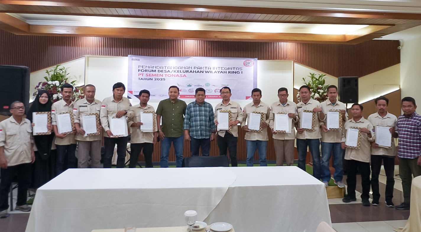 Semen Tonasa Perkuat Kolaborasi dengan Desa/Kelurahan Ring 1 Melalui Penandatanganan Pakta Integritas TJSL