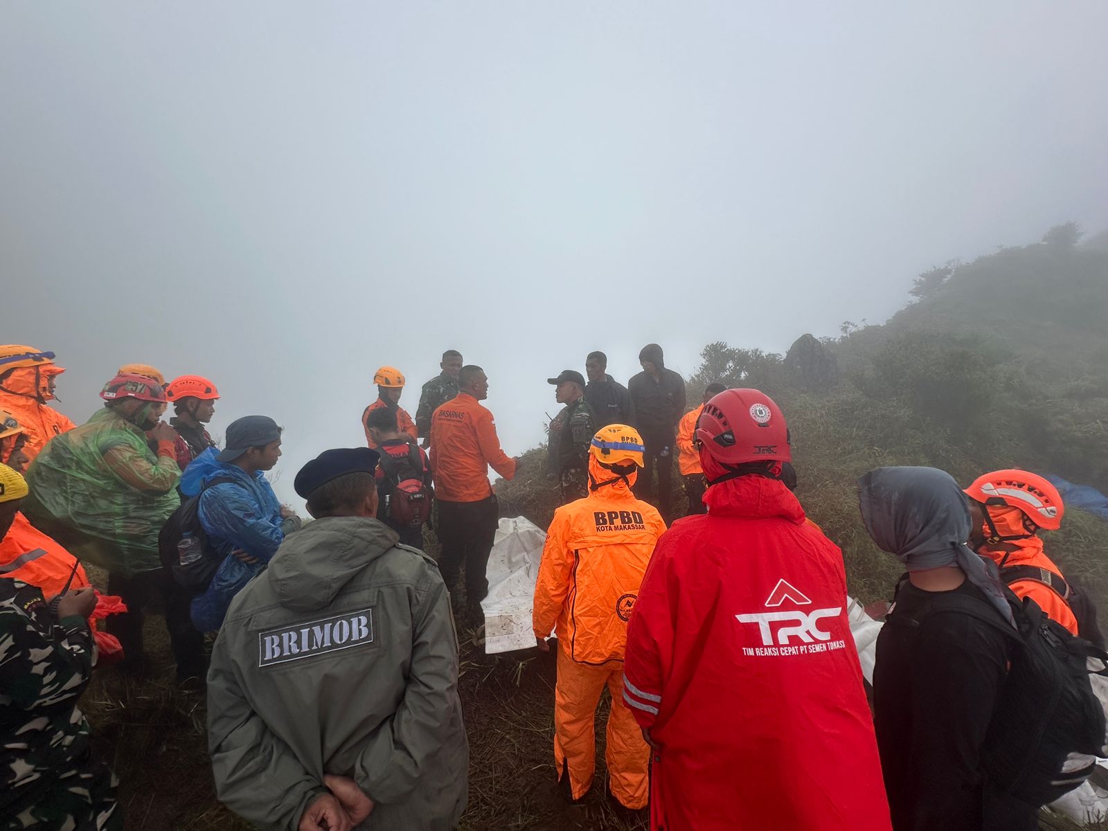 Bentuk Kepedulian Kemanusiaan, TRC PT.Semen Tonasa Terlibat Operasi SAR Pesawat ATR 42-500