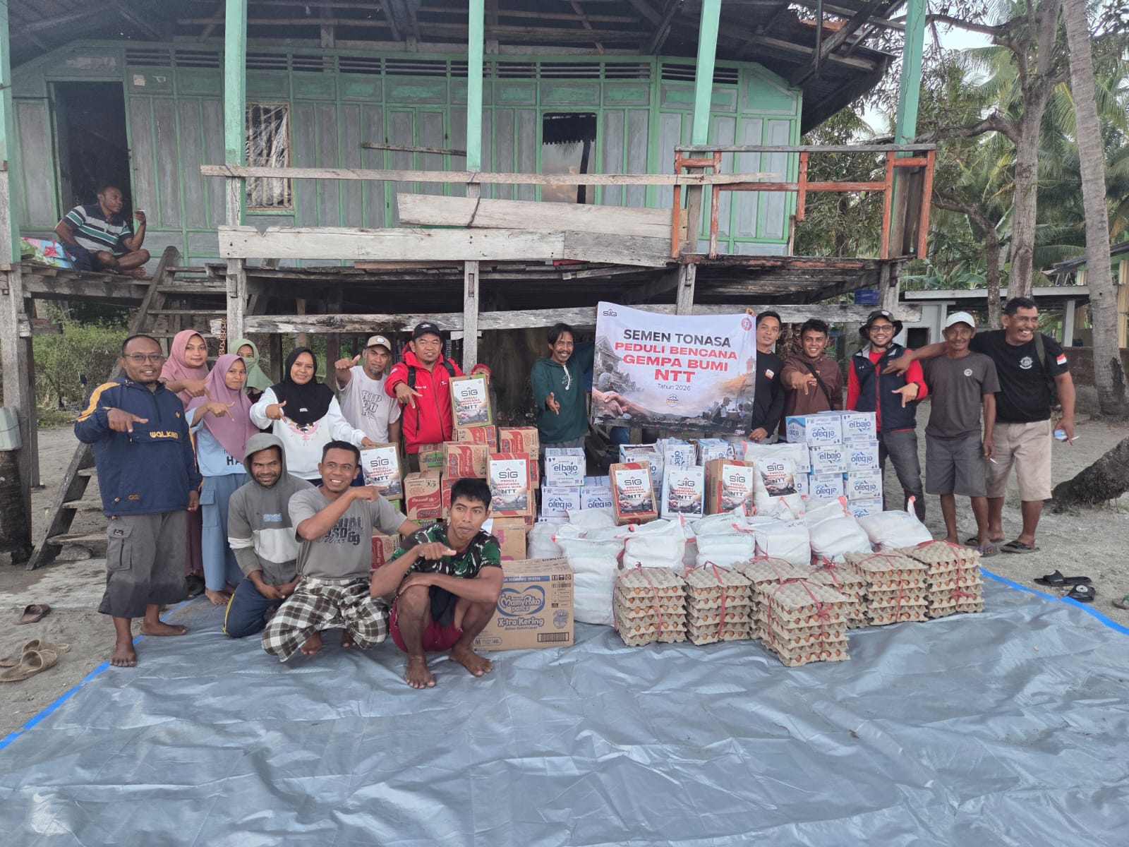 PT Semen Tonasa Salurkan Bantuan untuk Korban Bencana di Manggarai Barat – NTT